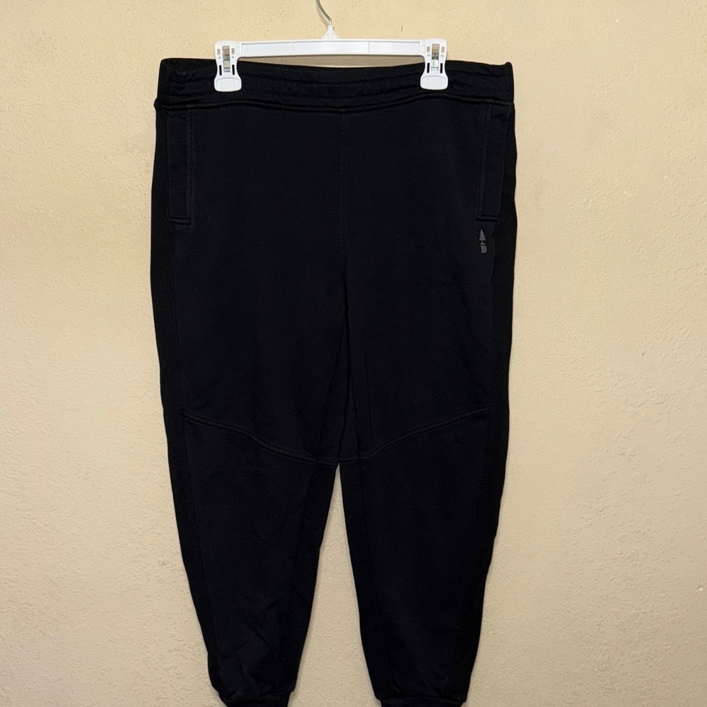Bass Outdoor Black Top